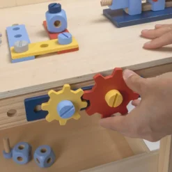 Banco de trabajo de madera con 45 accesorios