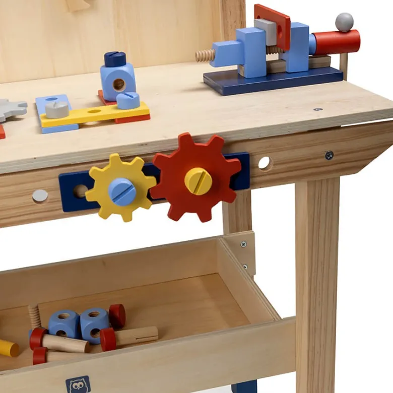 Banco de trabajo de madera con 45 accesorios