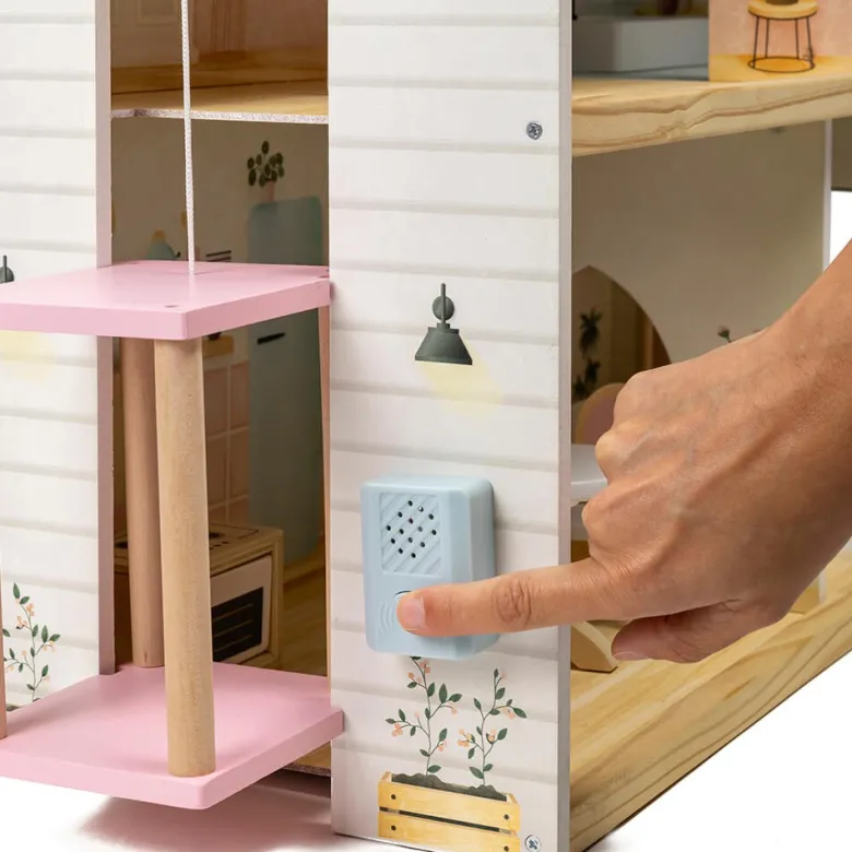 Casita de muñecas de madera con ascensor