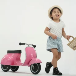 Correpasillos moto scooter clásica - Color Rosa