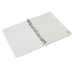 Libreta A5 pautada con diseño de flores