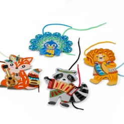 Láminas para trazar con hilos de colores – Lacing Animals