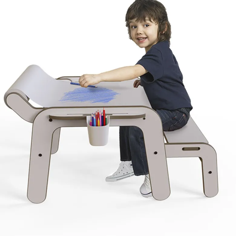 Mesa de madera tamaño estándar
