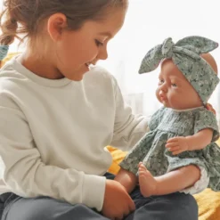 Muñeca de 45cm con olor a vainilla - Baby Vera